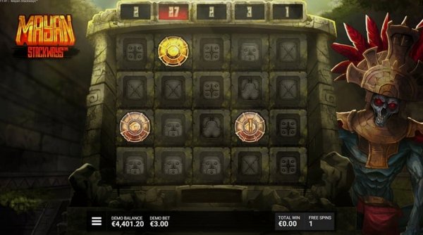 Comparison of slot machines Mayan Stackways